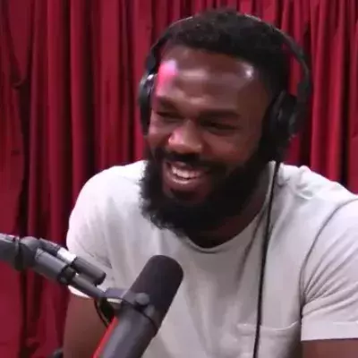 Jon Jones über ein seltsames Ritual eine Woche vor dem Kampf