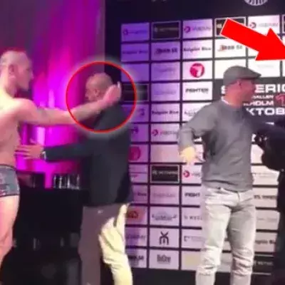 Dieser Kämpfer ist ganz schön frech... und bekommt deshalb richtig eins auf die Mütze!