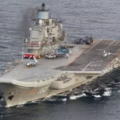 Russische Kriegsschiffe durchqueren den Ärmelkanal unter höchster Beobachtung