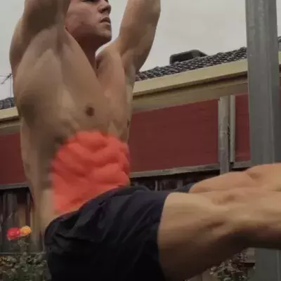 Ein sehr schnelles Bauchmuskeltraining, dass ihr unbedingt ausprobieren solltet!