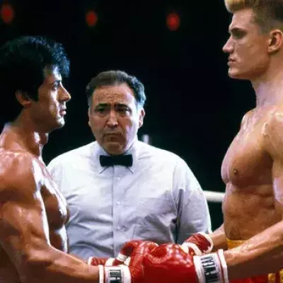 Sylvester Stallone zeigt unveröffentlichte Bilder von seinem Kampf gegen Ivan Drago in „Rocky 4“