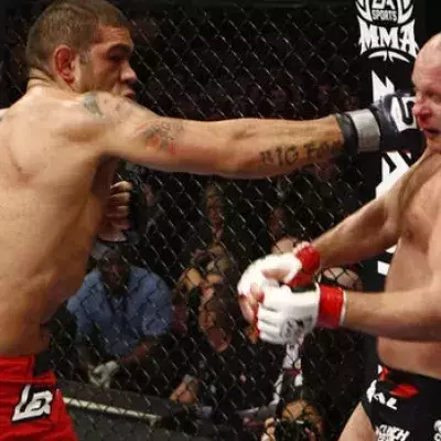 Der Tag, an dem Fedor Emelianenko und Bigfoot Silva sich einen brutalen Kampf lieferten