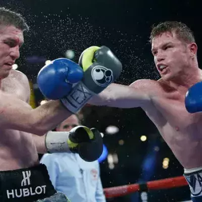 Canelo Alvarez und Liam Smith liefern sich einen hartnäckigen Kampf um den WBO-Gürtel im Superweltergewicht