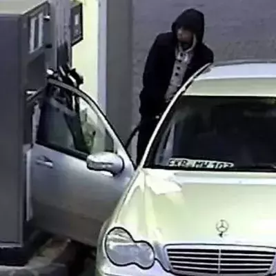 Neue Masche von Dieben an der Tankstelle: Wenn ihr das seht, alarmiert die Polizei!
