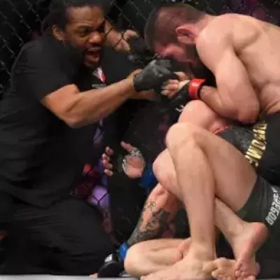 Regelwidrige Schläge von Conor McGregor gegen Khabib: Der Kampfrichter spricht endlich Klartext!