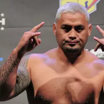 Mark Hunt hat gebleichte Haare und einen Spitznamen aus Dragon Ball Z