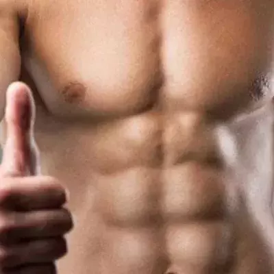 Bauchmuskeltraining: Die perfekten Crunches für einen unkomplizierten Muskelaufbau