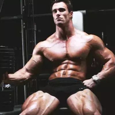Entdeckt Calum Von Moger, den sympathischen Bodybuilder aus Österrreich