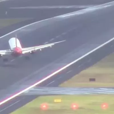 Auf der Insel Madeira in Portugal müssen die Flugzeuge bei sehr starkem Wind landen
