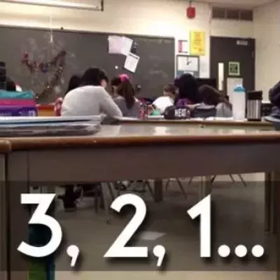 Diese Schüler spielen ihrem Lehrer einen sehr lustigen Streich