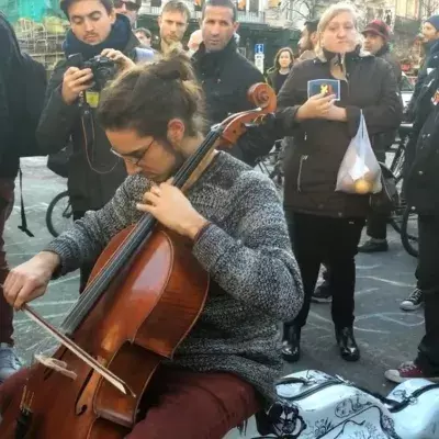 Brüssel: Ein Violinkonzert für die Opfer gleich nach den Attentaten