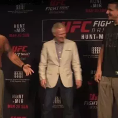 Mark Hunt vs. Frank Mir: Das legendäre Treffen vor dem Kampf
