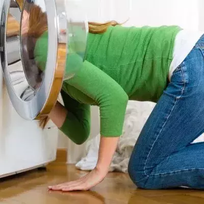 Dahin verschwinden eure Socken beim Waschen