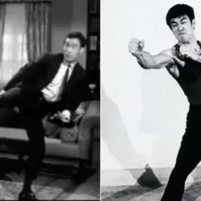 Bruce Lee demonstriert mitten im Interview einige Kung-Fu Techniken