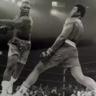 Boxen: Muhammad Ali weicht den Schlägen aus wie kein anderer!