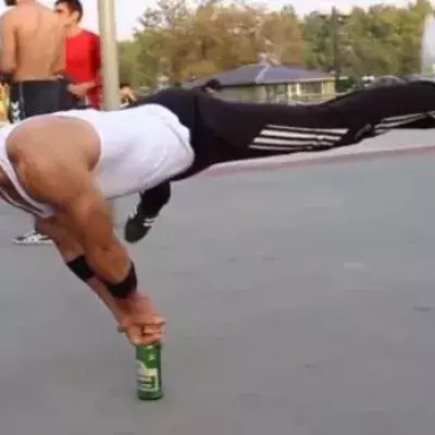 Krafttraining: Spektakuläres Street Workout in Armenien