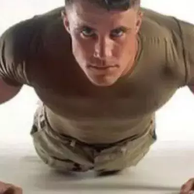 Navy Seal: ein hartes Training für zu Hause