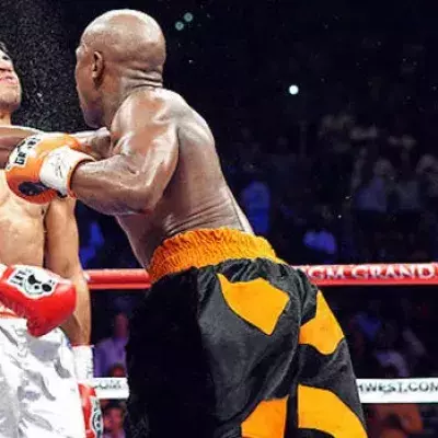 Floyd Mayweather und sein letzter Knockout: Der blamable K. o. gegen Victor Ortiz