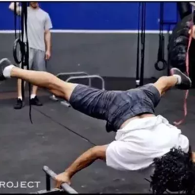 Street Workout: Das absolut verrückte Muskeltraining!