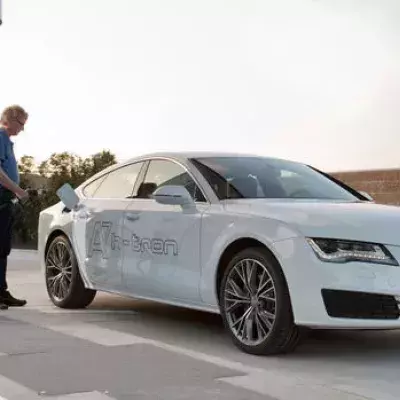 Audi entwickelt den ersten sauberen Kraftstoff auf Wasser- und Luftbasis