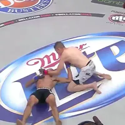 MMA: Ein enormes KO gefolgt von extremst gewalttätigen Schlägen am Boden