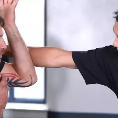 Krav Maga: Wie kann man sich gegen einen Faustschlag verteidigen?