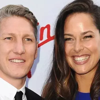 Witziges Baby-Foto: Bastian Schweinsteiger ist Vater