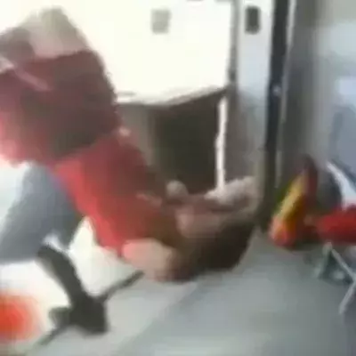 Fail: Eine Übung zu zweit, die böse endet
