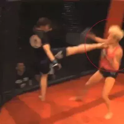 MMA der Frauen: Rhiannon Thompsons heftiger K.O.!