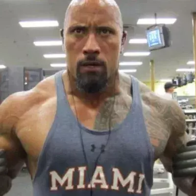 Muskeltraining mit Dwayne "The Rock" Johnson