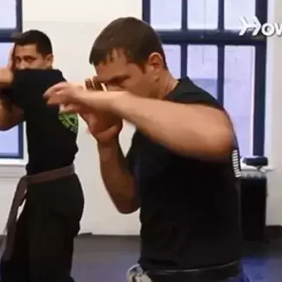 Krav Maga: Wie führt man einen perfekten Ellenbogenschlag aus?