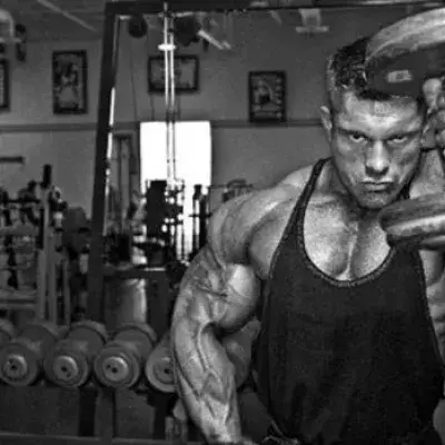 Bodybuilding: Das beeindruckende Training von Flex Lewis, der "walische Drache"