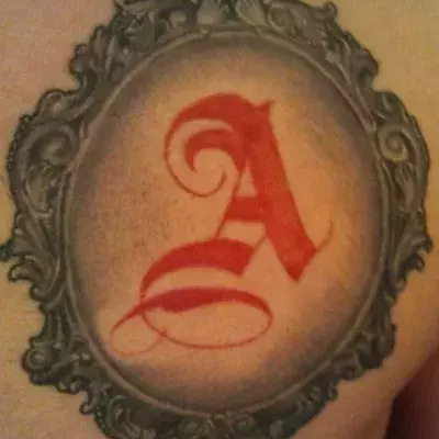 Entdeckt die Buchstaben von A bis Z als Tattoo