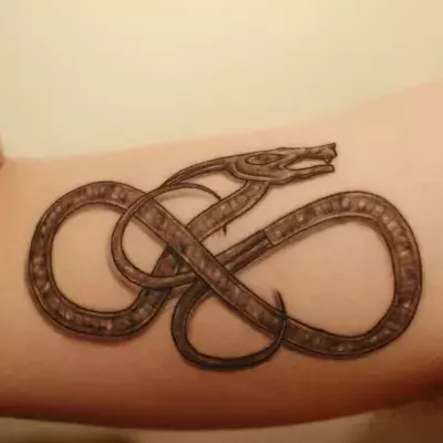 Tattoos für Männer: Entdeckt die coolsten Vorlagen und Motive