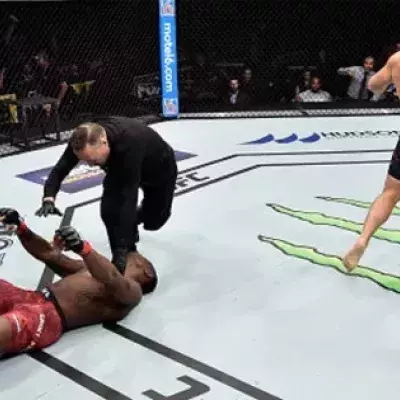 UFC: Spektakuläres und brutales Finish von Ilir Latifi gegen Ovince Saint Preux