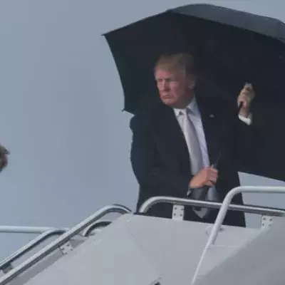 Donald Trump und sein großer Regenschirm empören viele US-Amerikaner