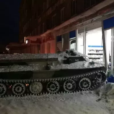 Betrunkener Russe will mit geklautem Panzer eine Flasche Wein im Supermarkt besorgen