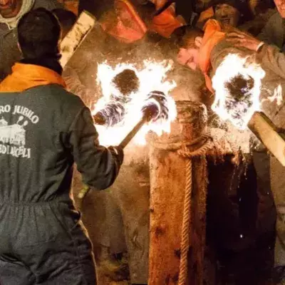 Grausames Ritual mit Stieren: Tierschützer prangern es seit Jahren an!