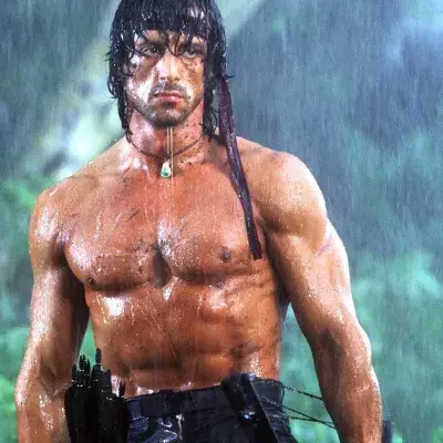 3 Trainingseinheiten von Sylvester Stallone, um euch einen Körper wie Rambo aufzubauen