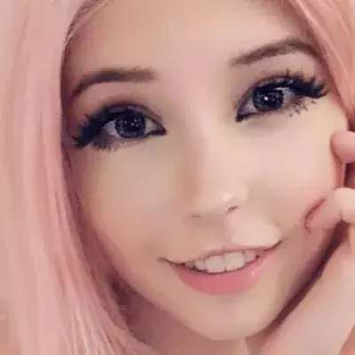 Cosplayerin verkauft anrüchiges Produkt an Jungs, doch Hinweis warnt jetzt vor Gebrauch