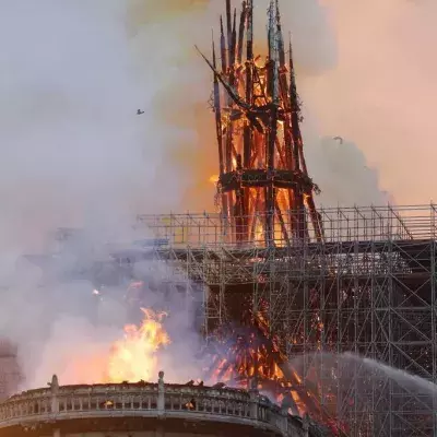 Nach dem Brand von Notre-Dame Paris wurden Spuren gefunden: Bauarbeiter packen jetzt aus