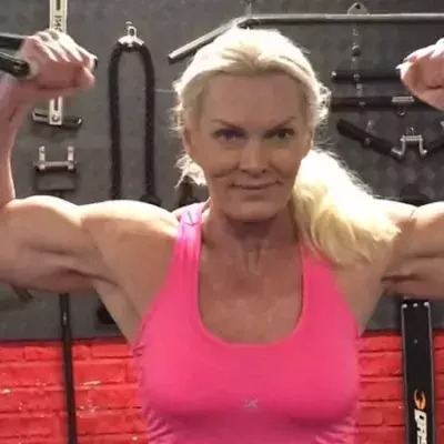 62-jährige Bodybuilderin leidet an Krebs: Ein Lebensmittel soll sie heilen