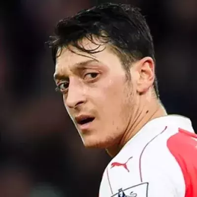 Krebs-Nachricht erschüttert Mesut Özil