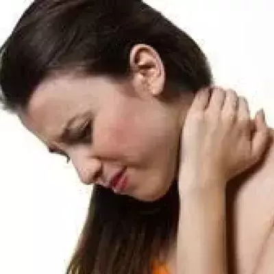 Torticollis acutus, spasticus und muscularis: Symptome, Behandlung und Therapie, was ist zu tun im Fall von einem Schiefhals?