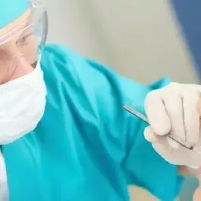 Zahnfleischentzündung (Gingivitis): Was kann man tun? Hausmittel, Symptome und Behandlung