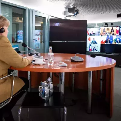 Die Bundesregierung steht unter Kritik, Deutschlands Ansehen zu schaden.