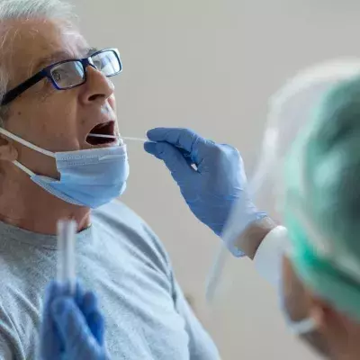 Ein Arzt warnt vor Corona-Schnelltests