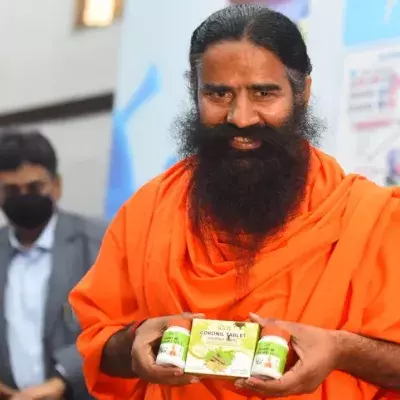 Indischer Guru macht Geld mit ayurvedischen Heilmitteln