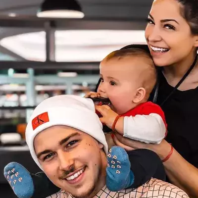 Jenefer und ihre kleine Familie