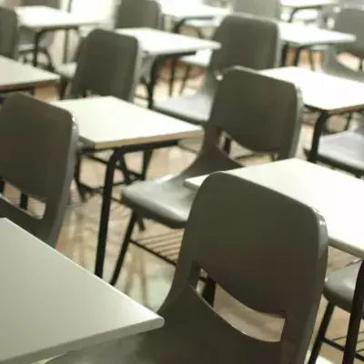 Klassenzimmer sind gefährlicher als Spaziergänge